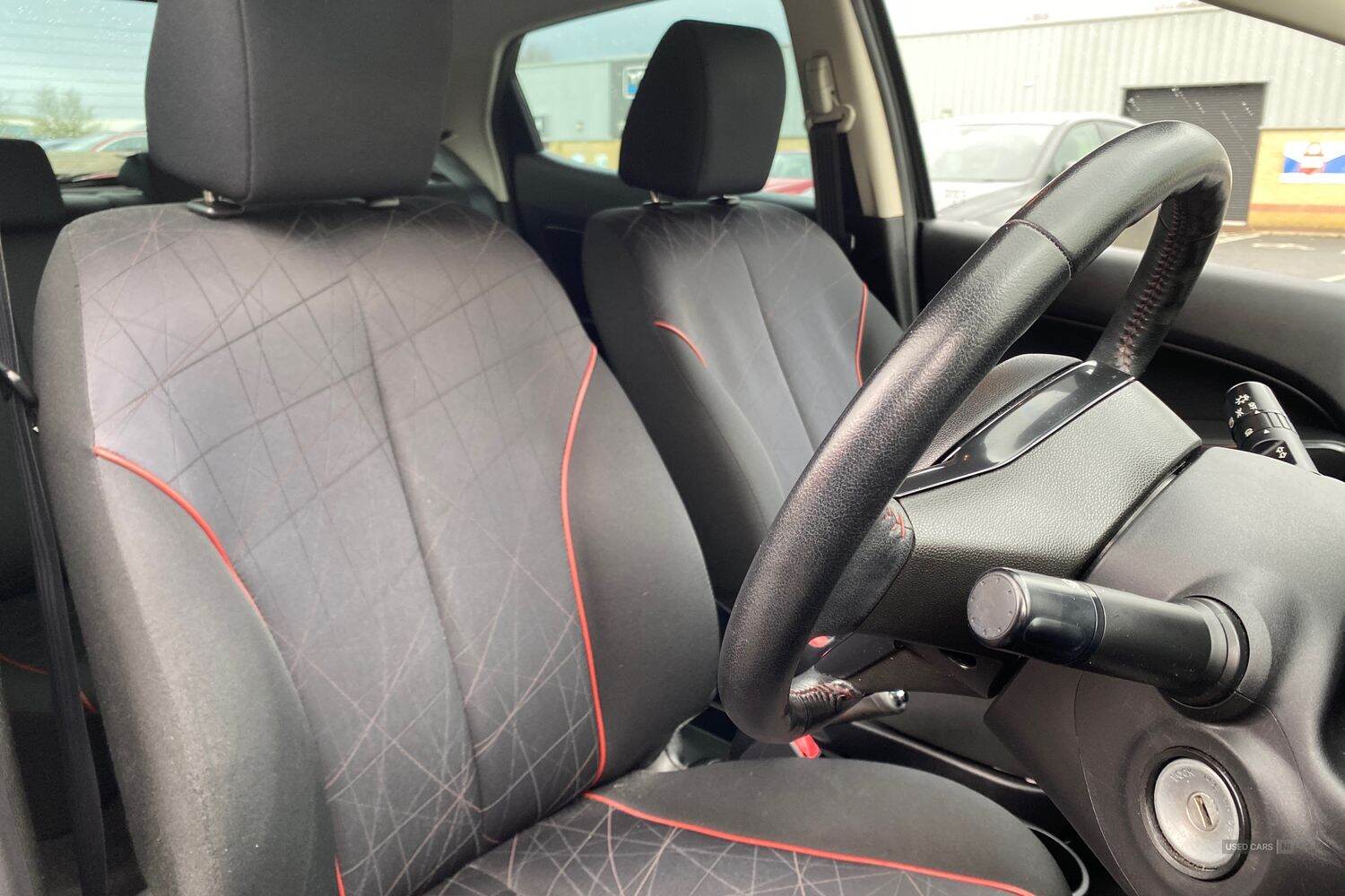 Jan 2015 Mazda 2 1.3 Black Edition 5dr