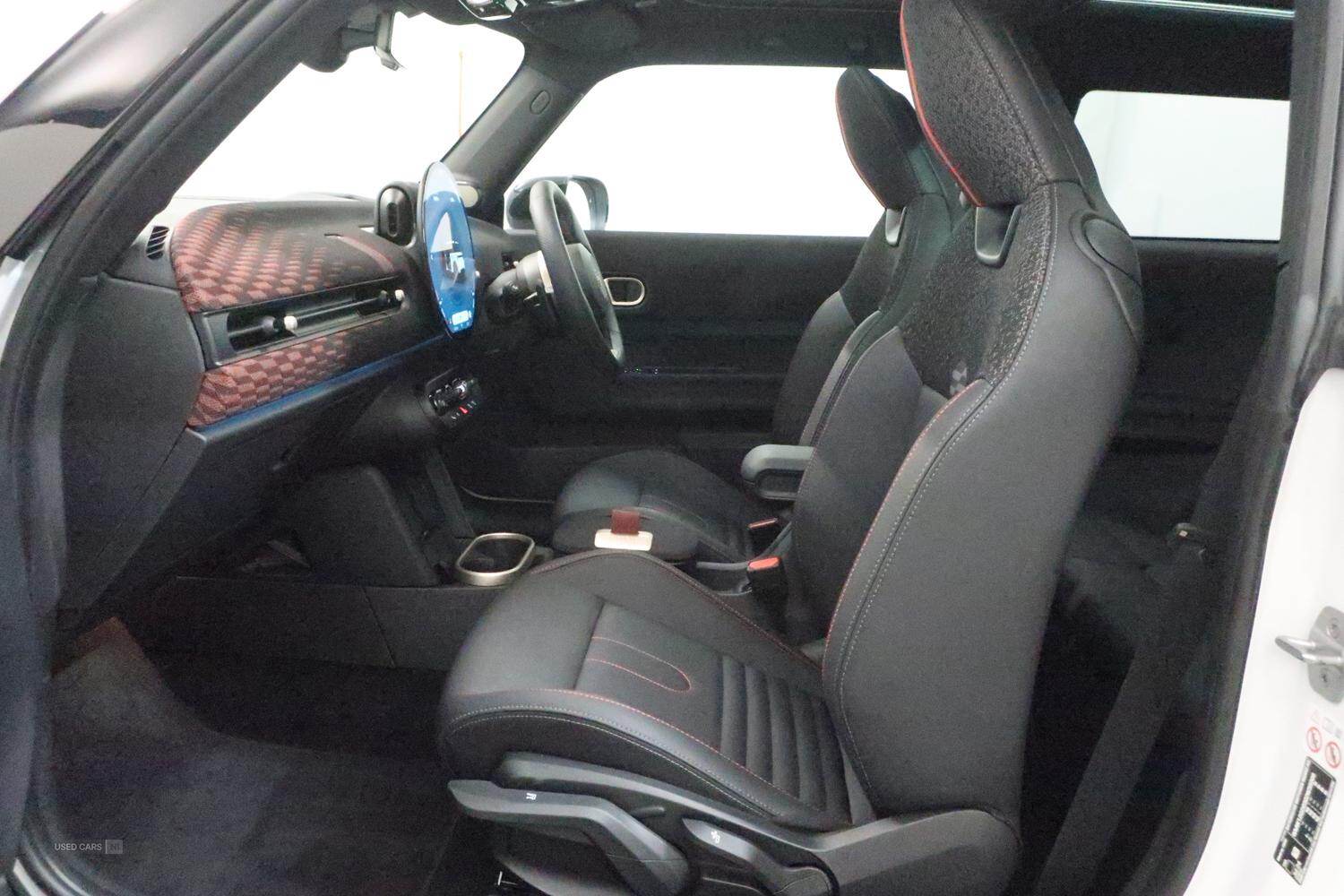 2024 MINI Hatch Cooper C 3 Door