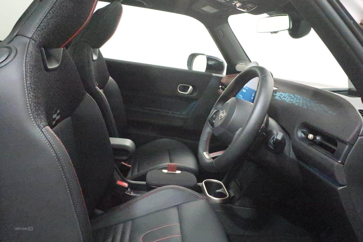 2024 MINI Hatch Cooper C 3 Door