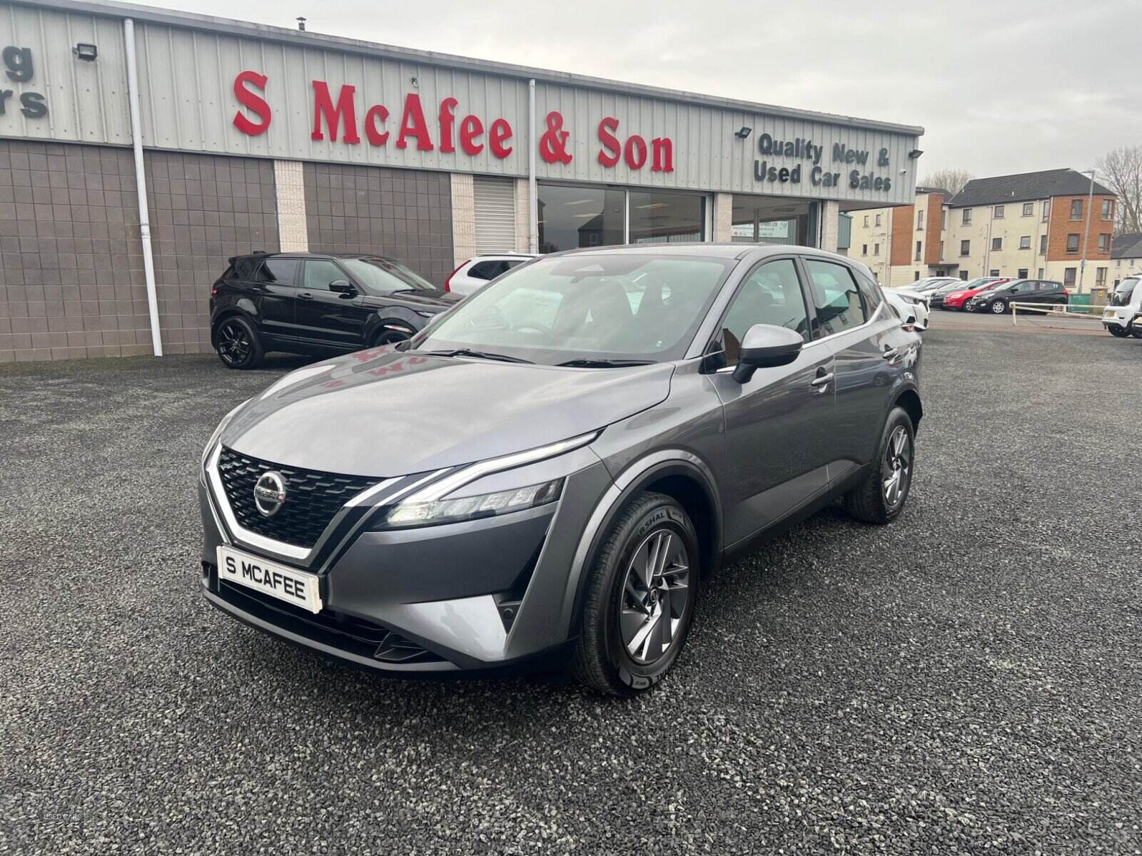 Mar 2022 Nissan Qashqai 1.3 DiG-T MH Acenta Premium 5dr