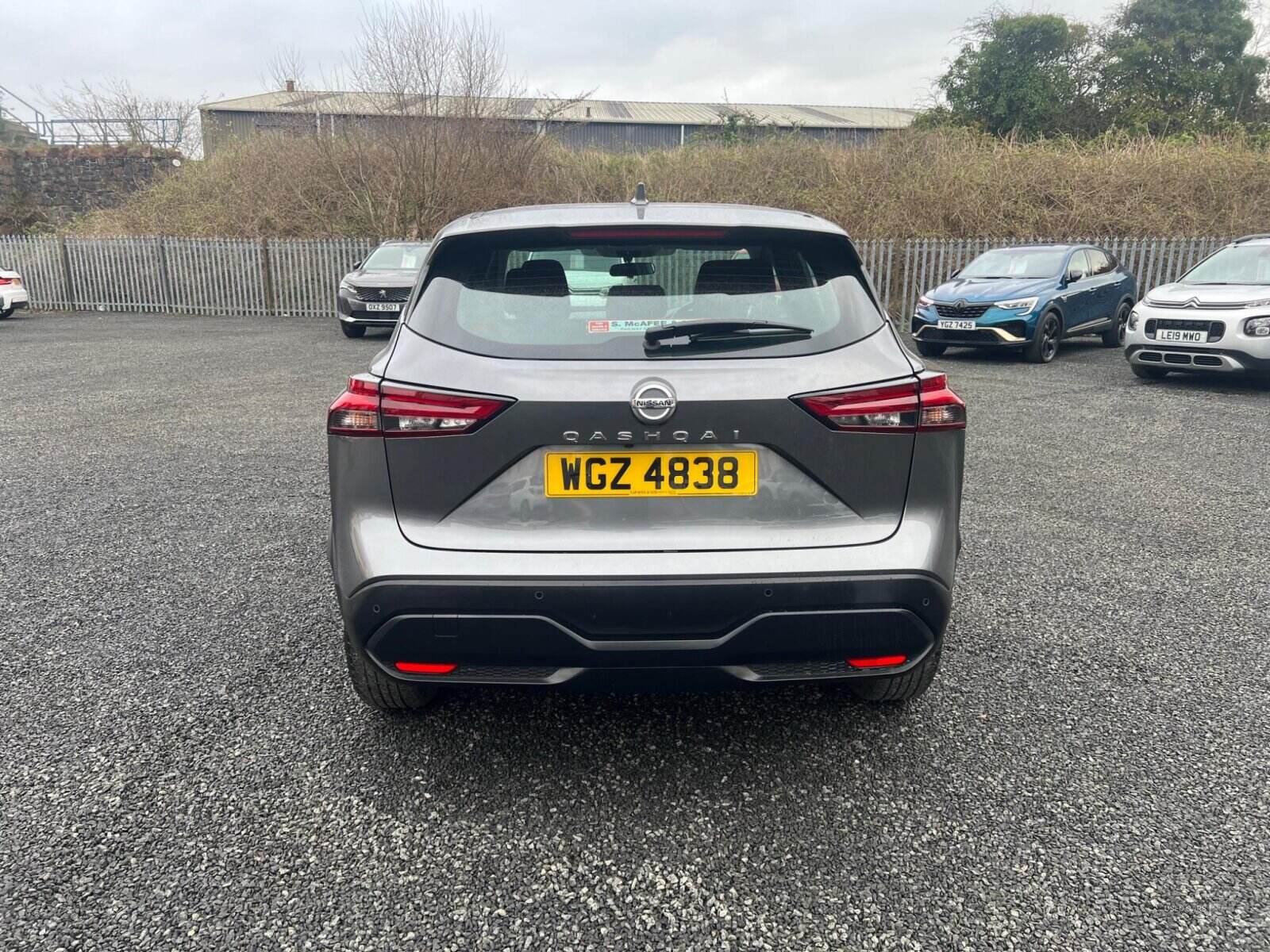 Mar 2022 Nissan Qashqai 1.3 DiG-T MH Acenta Premium 5dr