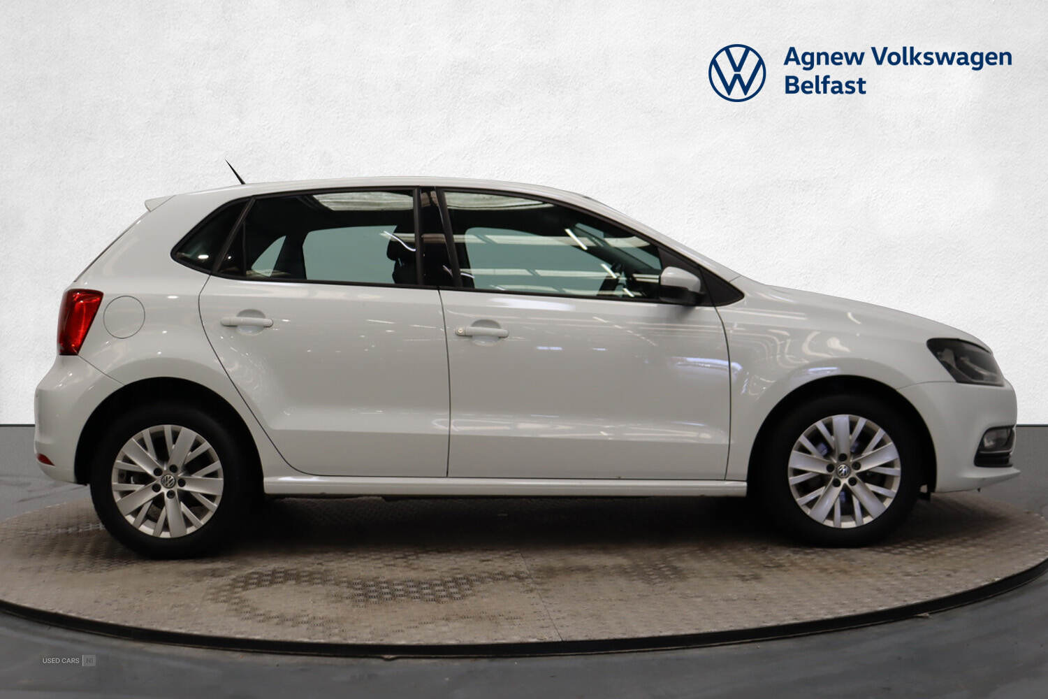 Feb 2016 Volkswagen Polo 1.2 TSI SE 5dr DSG