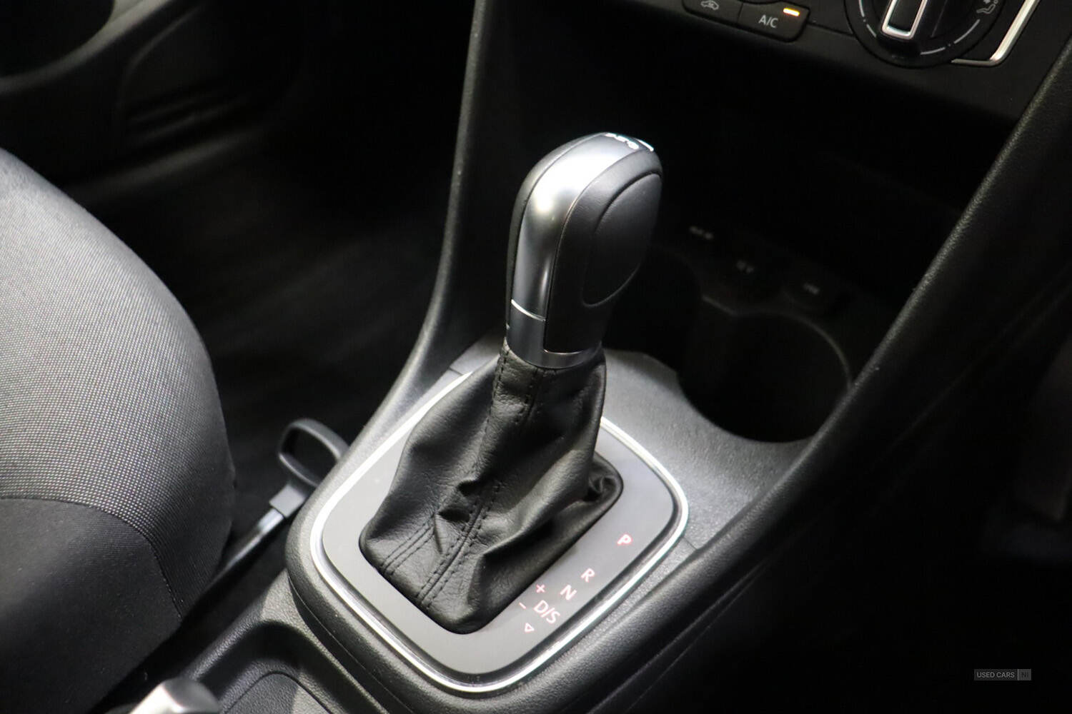 Feb 2016 Volkswagen Polo 1.2 TSI SE 5dr DSG