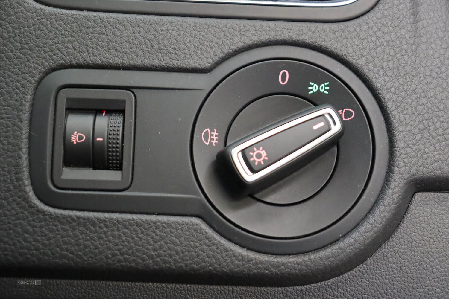 Feb 2016 Volkswagen Polo 1.2 TSI SE 5dr DSG