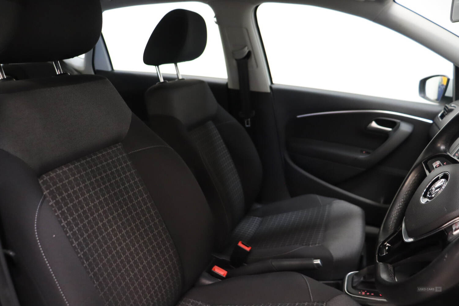 Feb 2016 Volkswagen Polo 1.2 TSI SE 5dr DSG