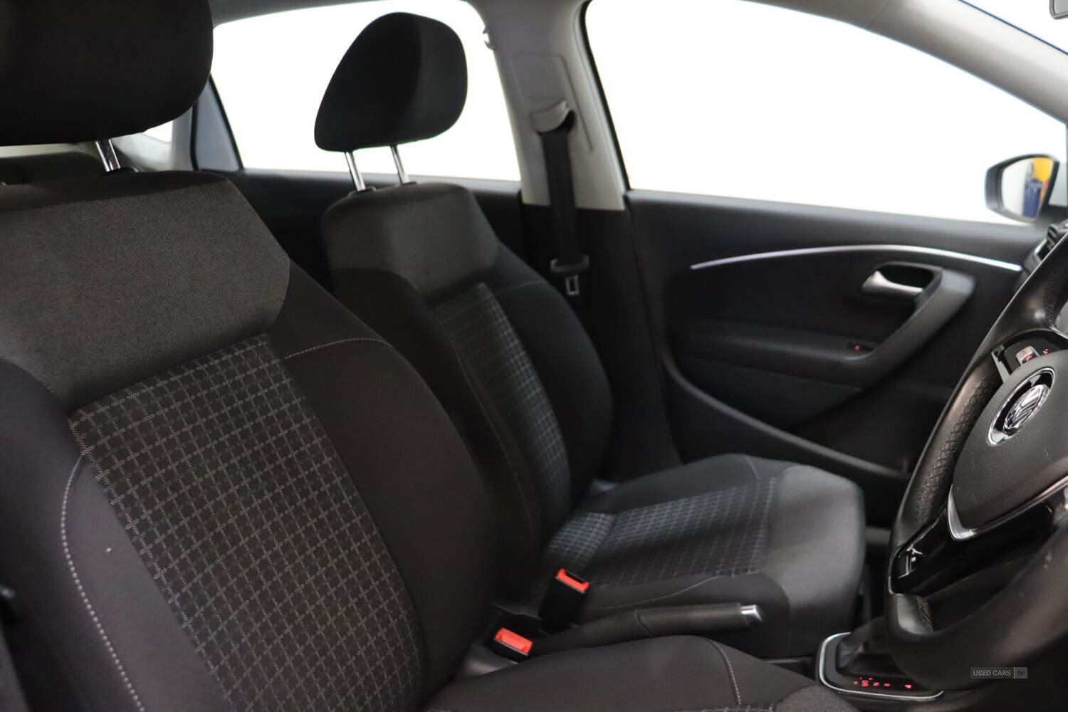 Feb 2016 Volkswagen Polo 1.2 TSI SE 5dr DSG