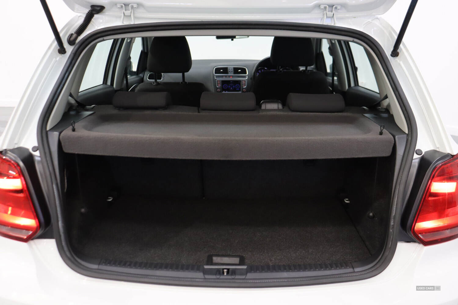 Feb 2016 Volkswagen Polo 1.2 TSI SE 5dr DSG