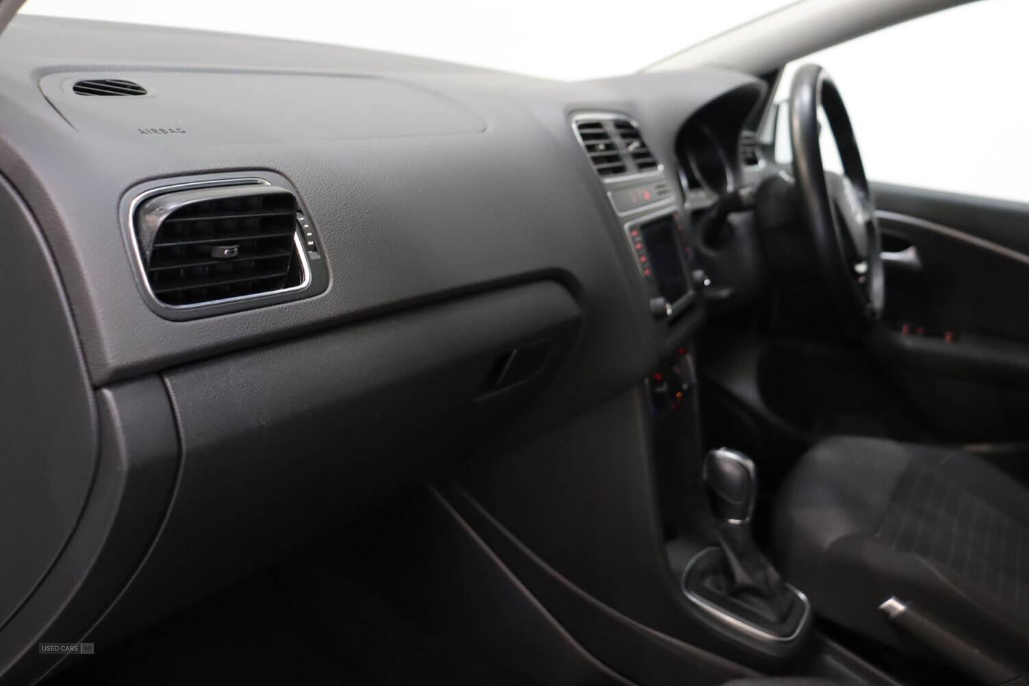 Feb 2016 Volkswagen Polo 1.2 TSI SE 5dr DSG