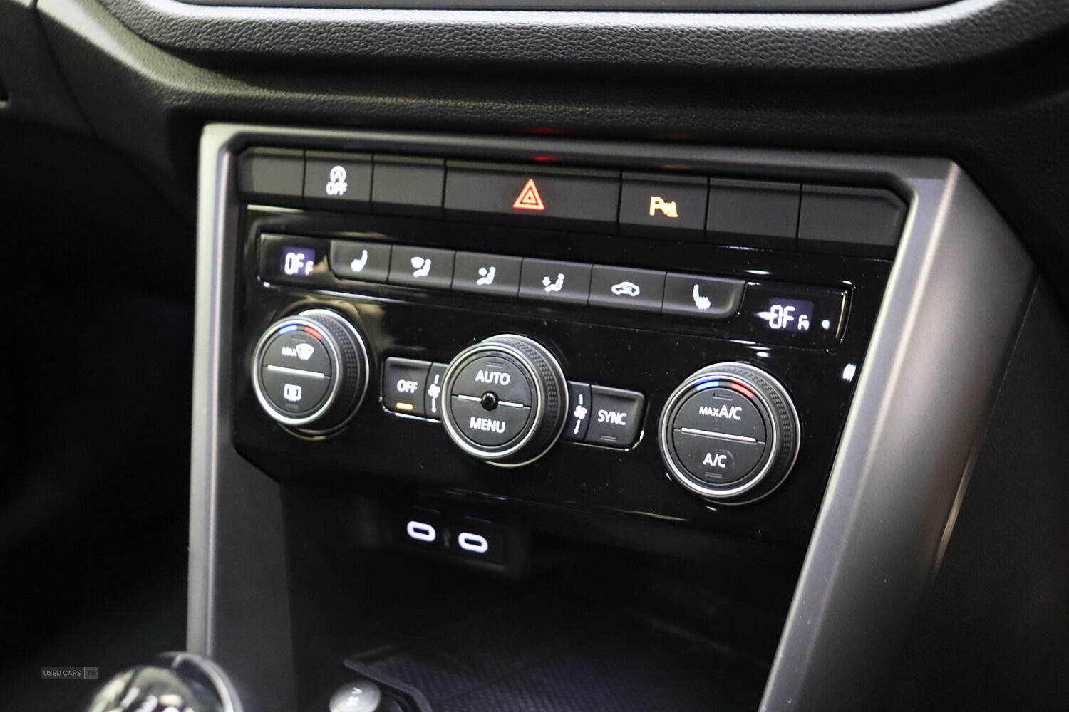 Jan 2022 Volkswagen T-Roc 1.5 TSI EVO Active 5dr