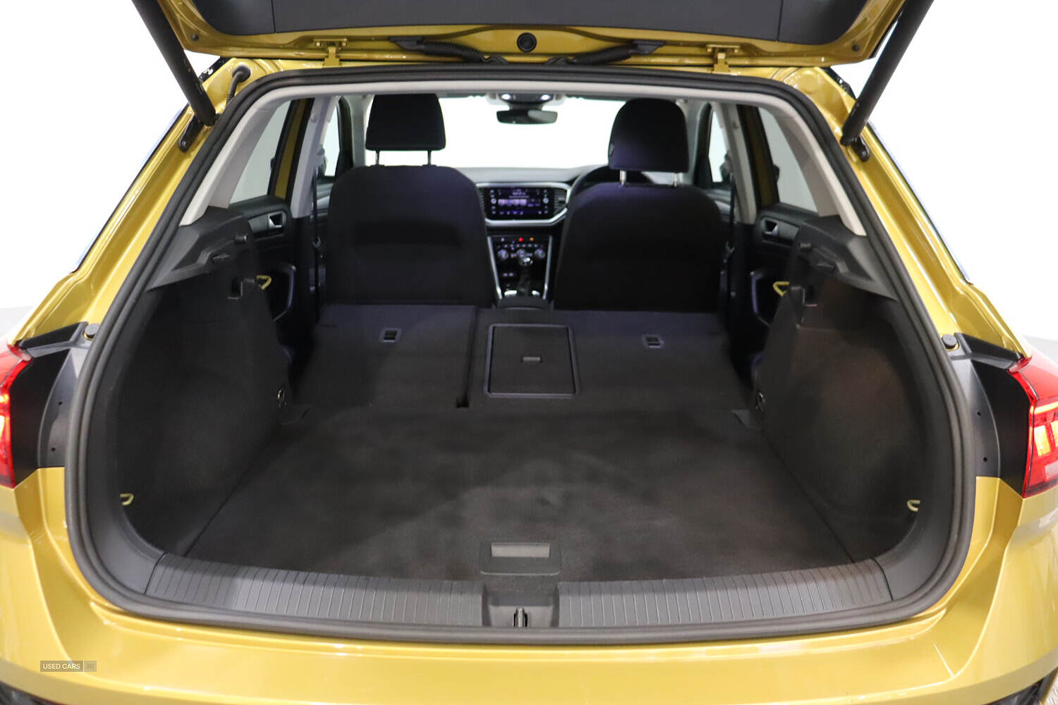 Jan 2022 Volkswagen T-Roc 1.5 TSI EVO Active 5dr
