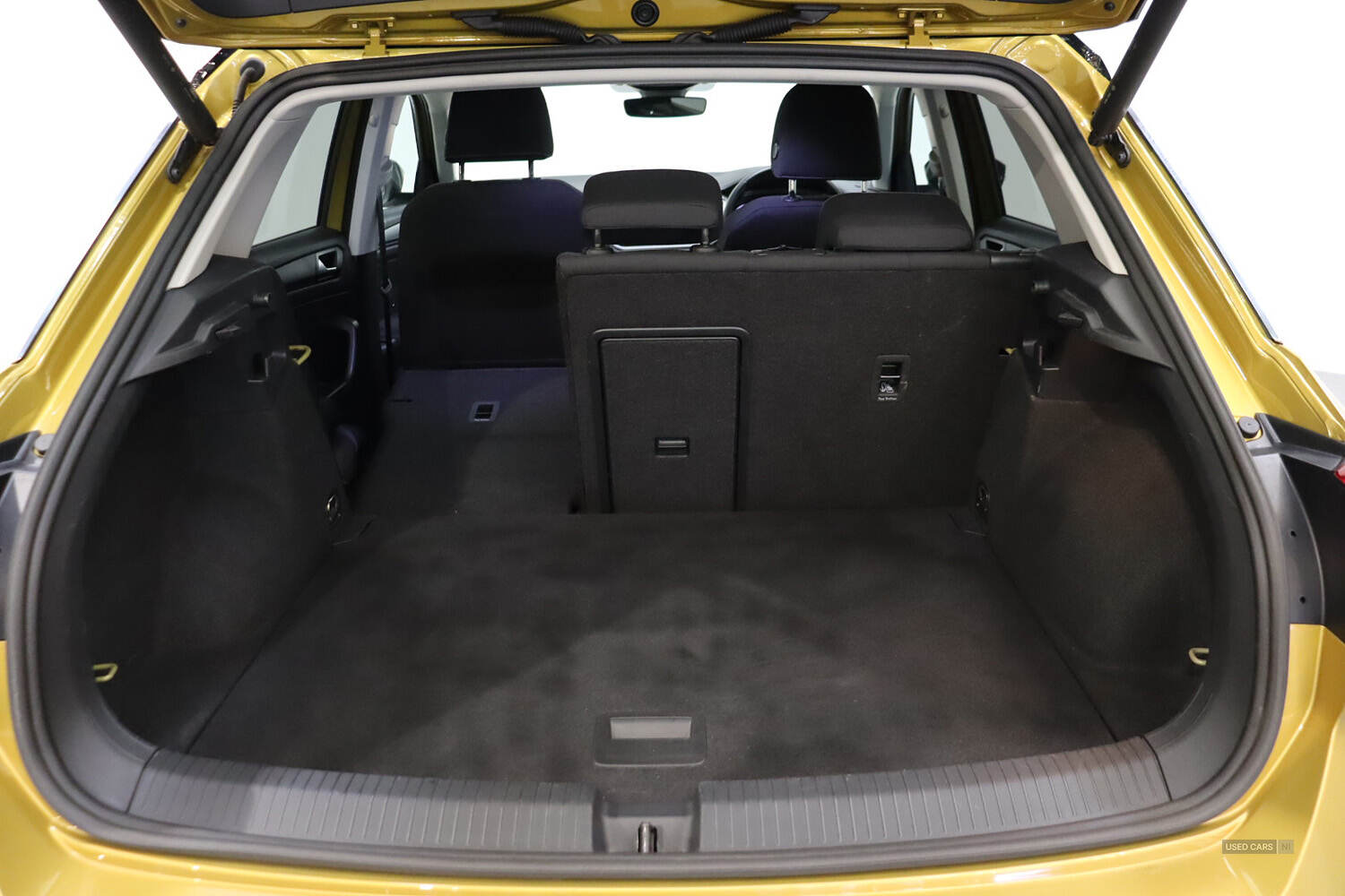 Jan 2022 Volkswagen T-Roc 1.5 TSI EVO Active 5dr