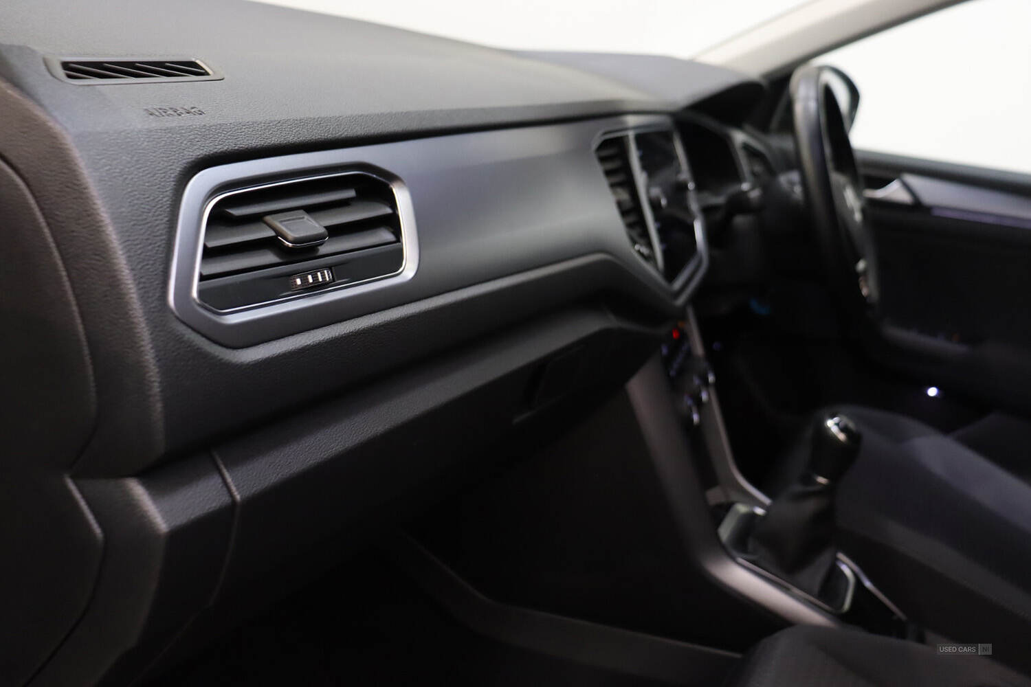Jan 2022 Volkswagen T-Roc 1.5 TSI EVO Active 5dr