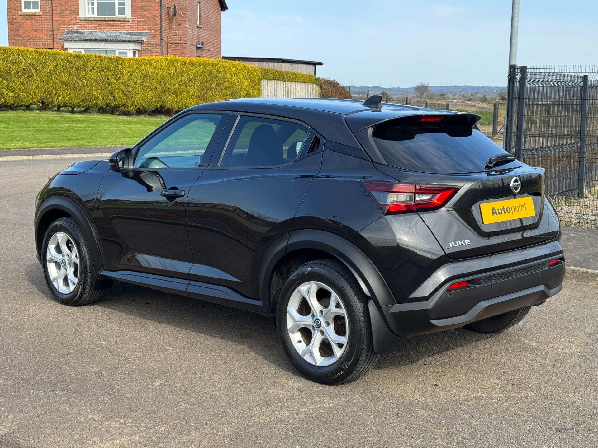 Oct 2020 Nissan Juke 1.0 DiG-T N-Connecta 5dr DCT