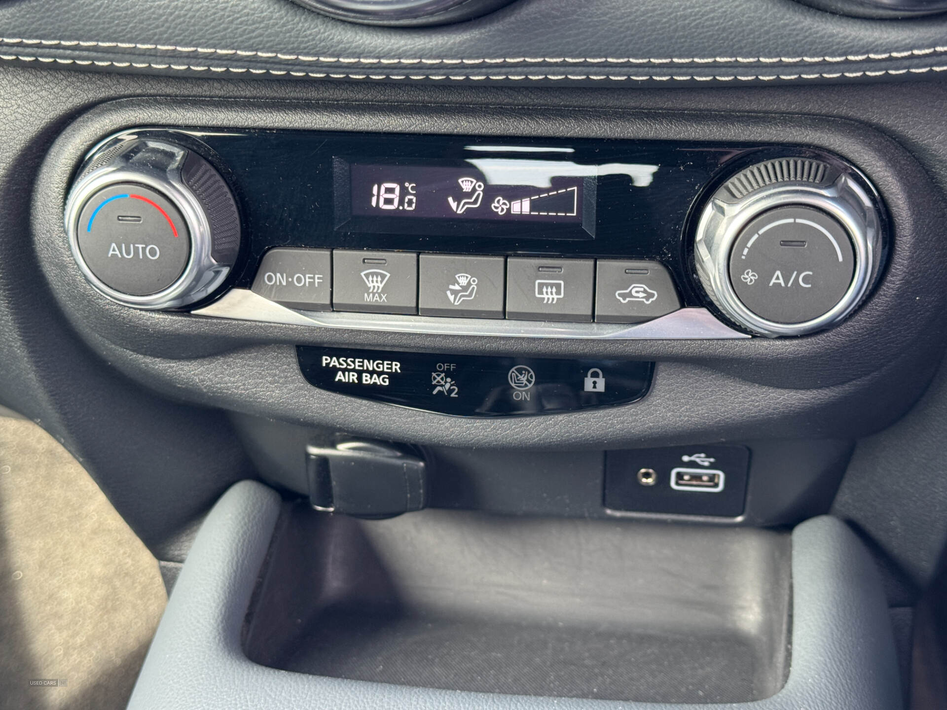 Oct 2020 Nissan Juke 1.0 DiG-T N-Connecta 5dr DCT