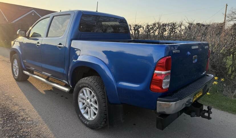 Oct 2014 Toyota Hilux Invincible D/Cab Pick Up 3.0 D-4D 4WD 171