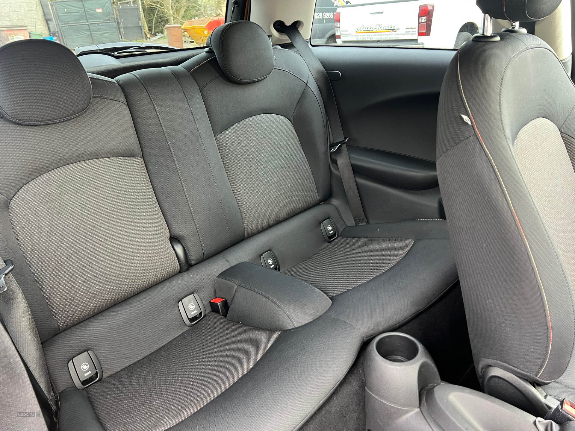 Mar 2015 MINI Hatch 1.5 Cooper 3dr