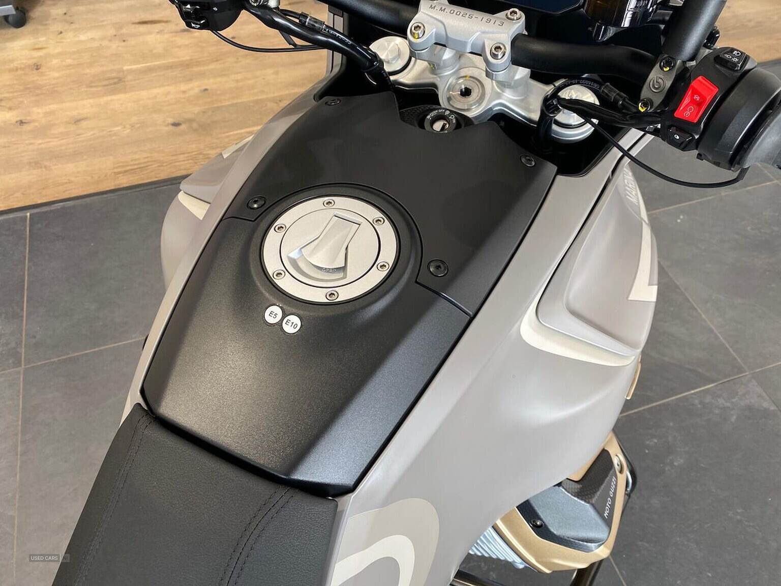 Jun 2023 Moto Guzzi  V100 V100 Aviazione Navale (23My)