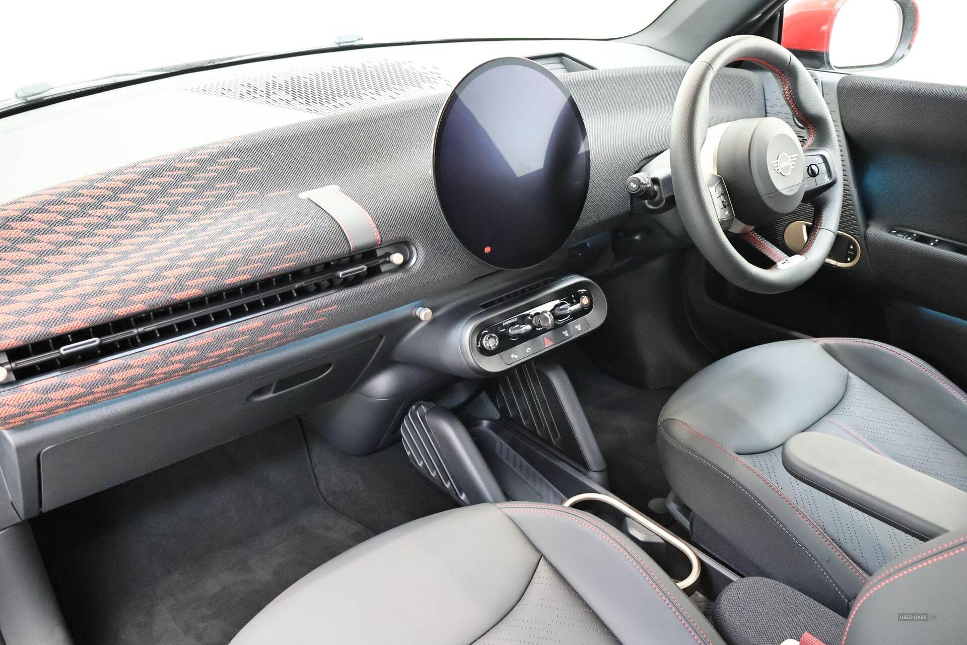 Oct 2024 MINI Hatch Cooper 135kW E Sport [Level 1] 41kWh 3dr Auto