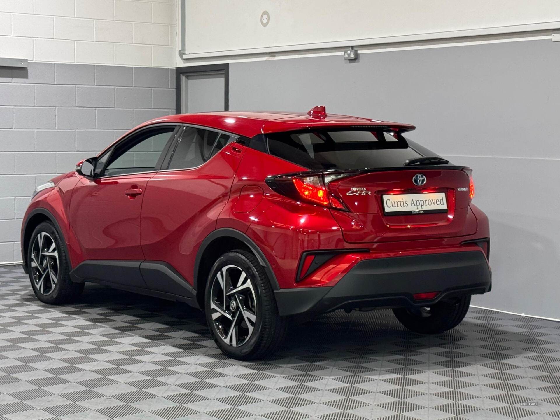Mar 2022 Toyota C-HR 1.8 Hybrid Design 5dr CVT