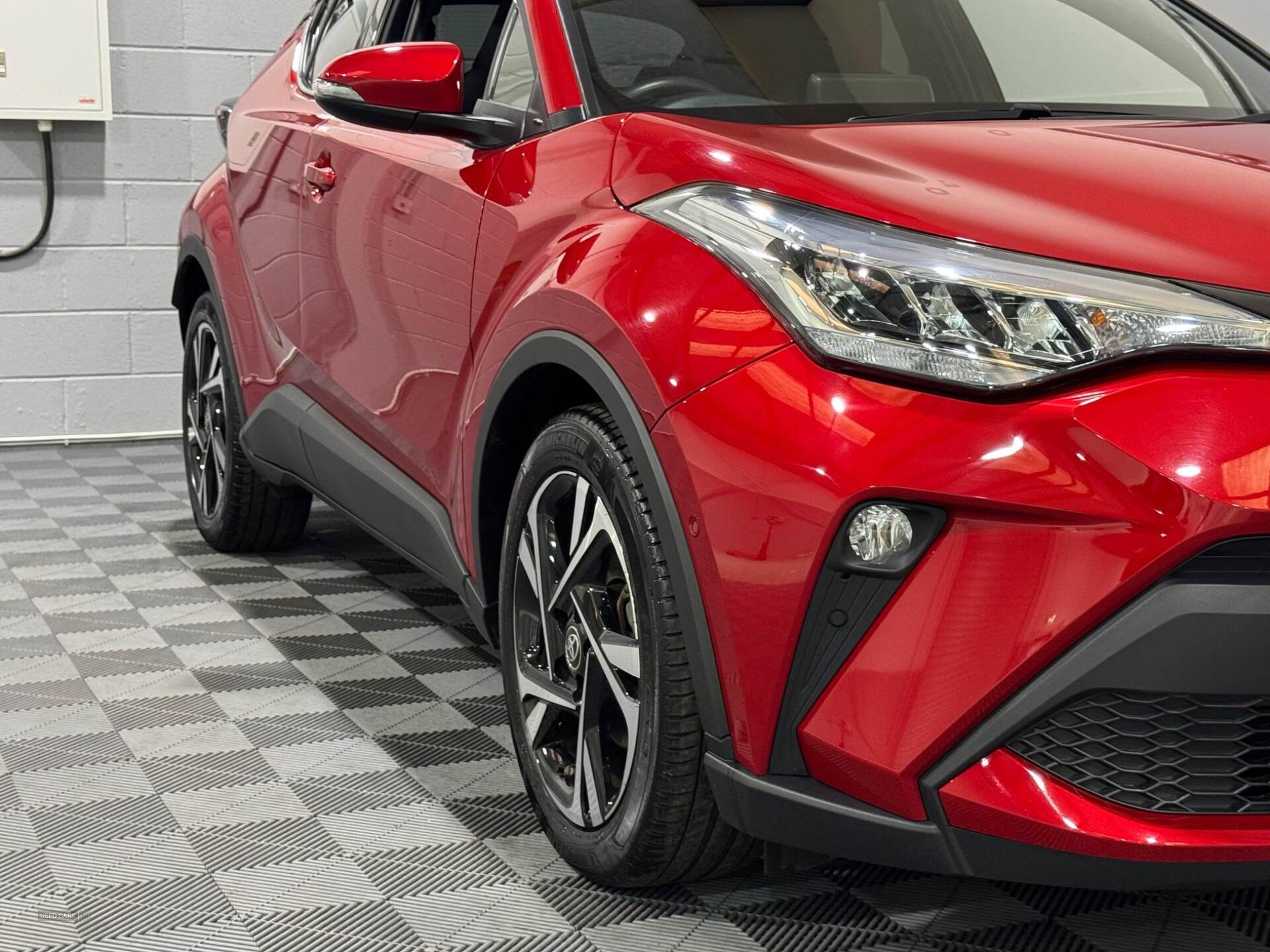 Mar 2022 Toyota C-HR 1.8 Hybrid Design 5dr CVT