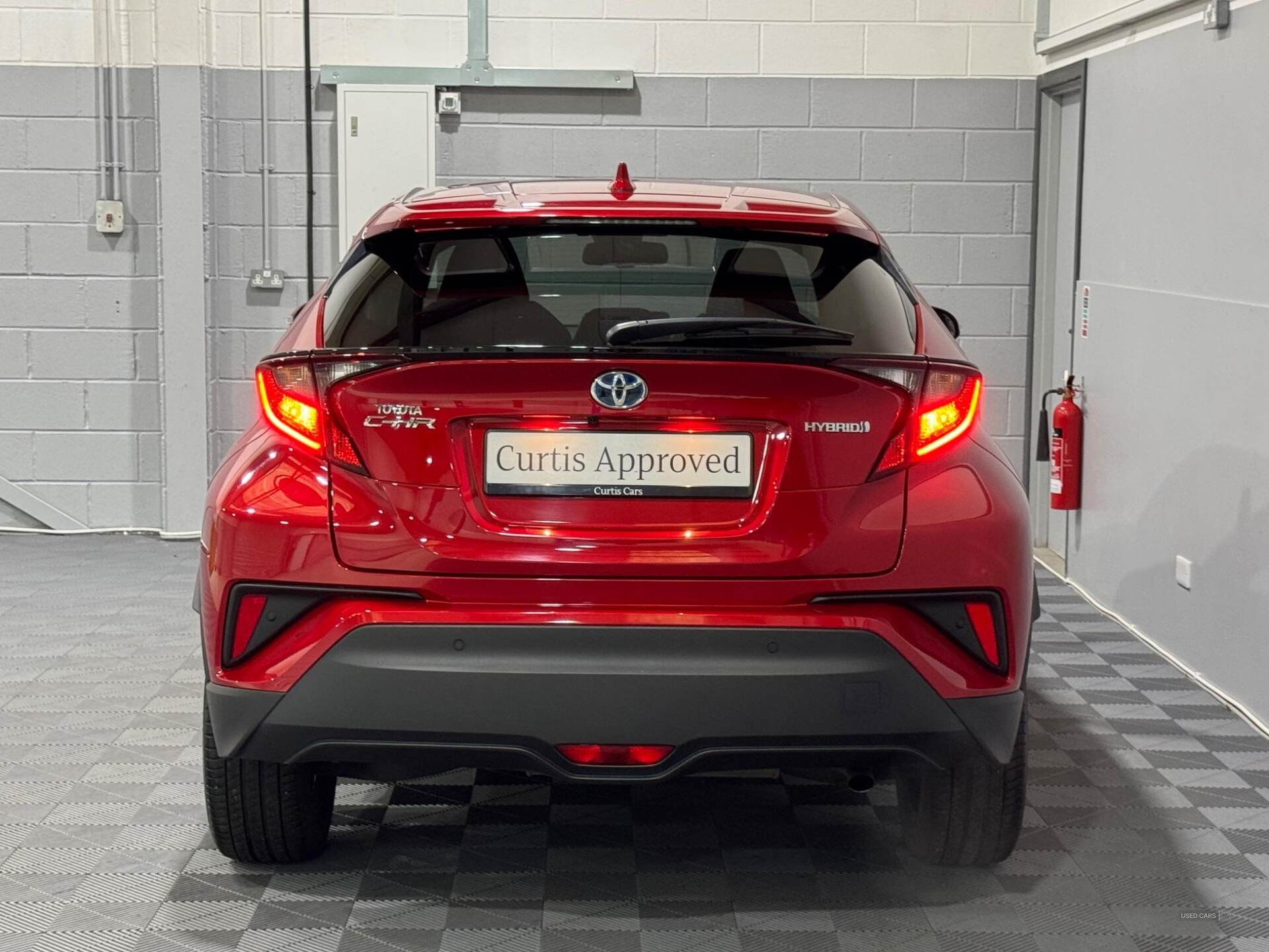 Mar 2022 Toyota C-HR 1.8 Hybrid Design 5dr CVT