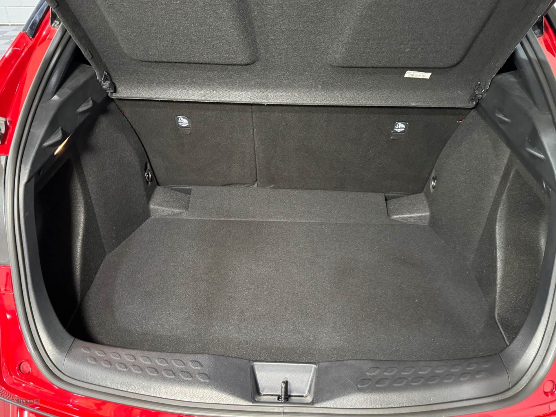 Mar 2022 Toyota C-HR 1.8 Hybrid Design 5dr CVT