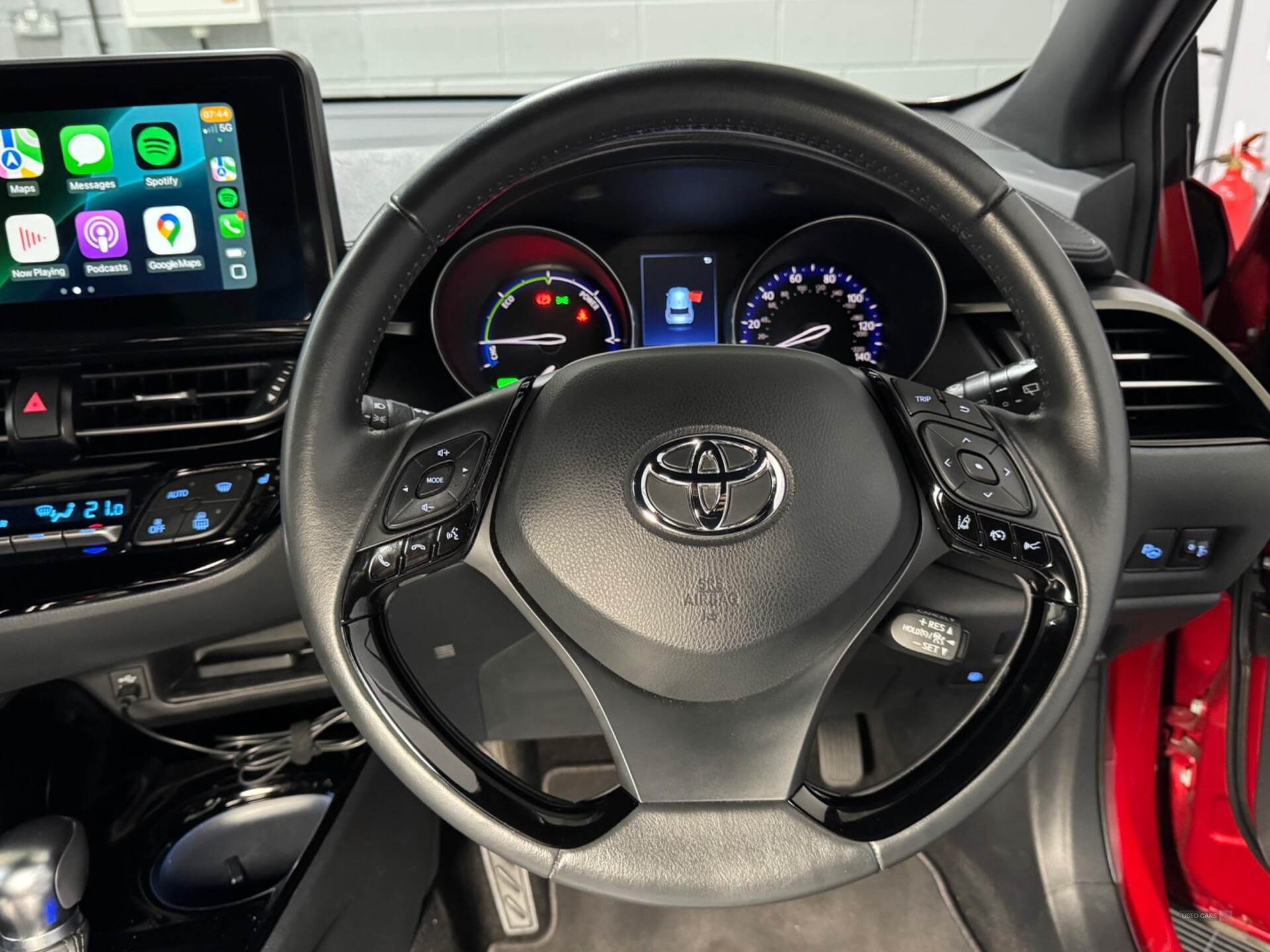 Mar 2022 Toyota C-HR 1.8 Hybrid Design 5dr CVT