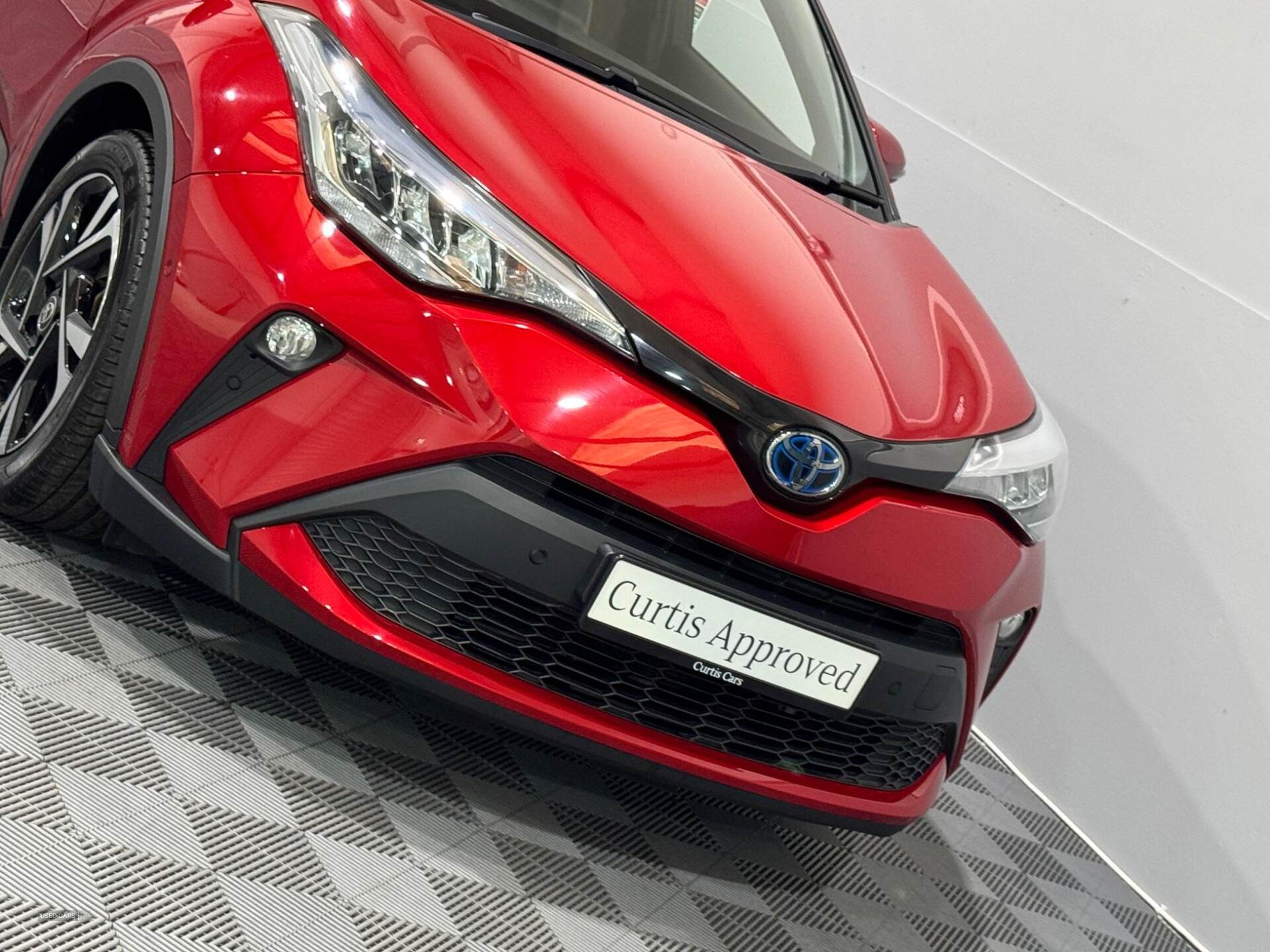 Mar 2022 Toyota C-HR 1.8 Hybrid Design 5dr CVT