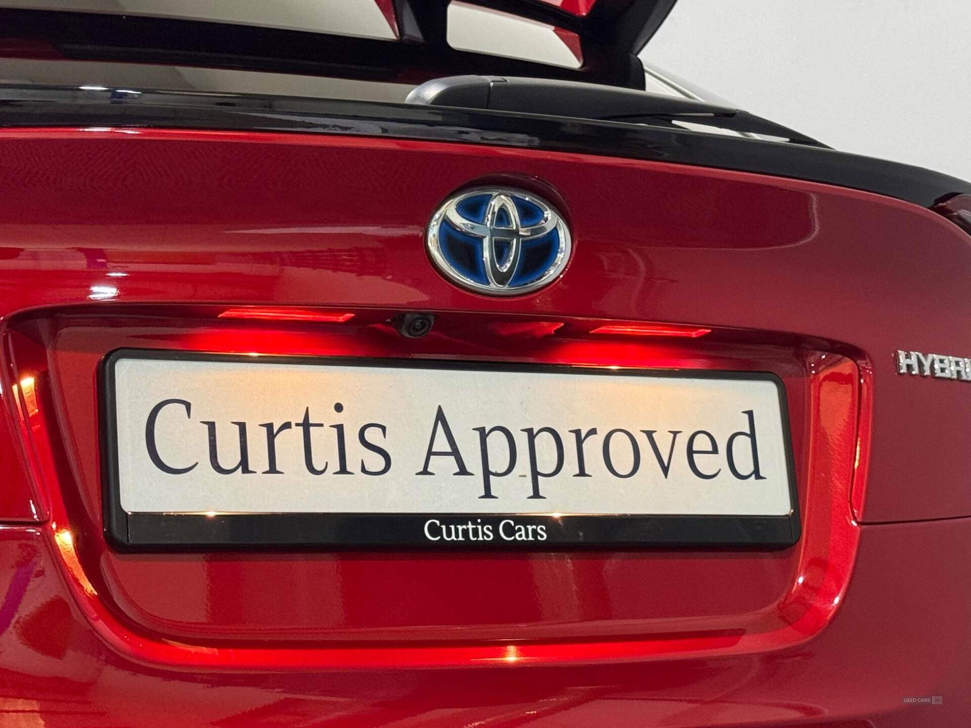Mar 2022 Toyota C-HR 1.8 Hybrid Design 5dr CVT