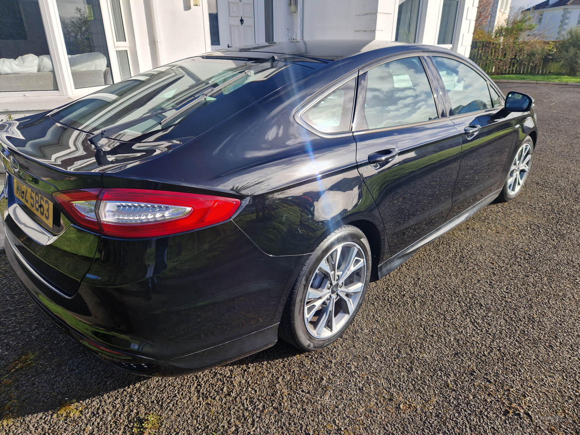 Jan 2018 Ford Mondeo 2.0 TDCi ST-Line 5dr