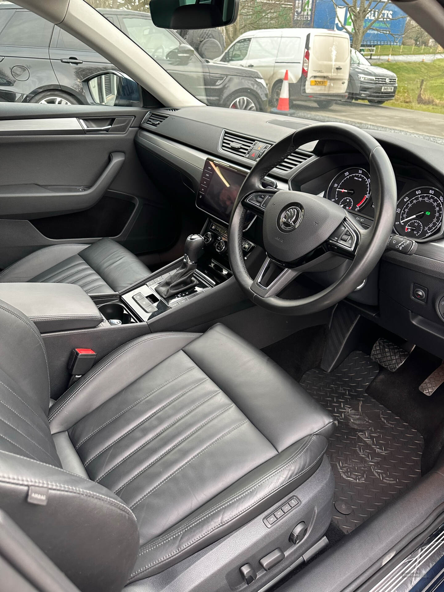 Jun 2019 Skoda Superb 2.0 TDI CR SE L Executive 5dr DSG [7 Speed]