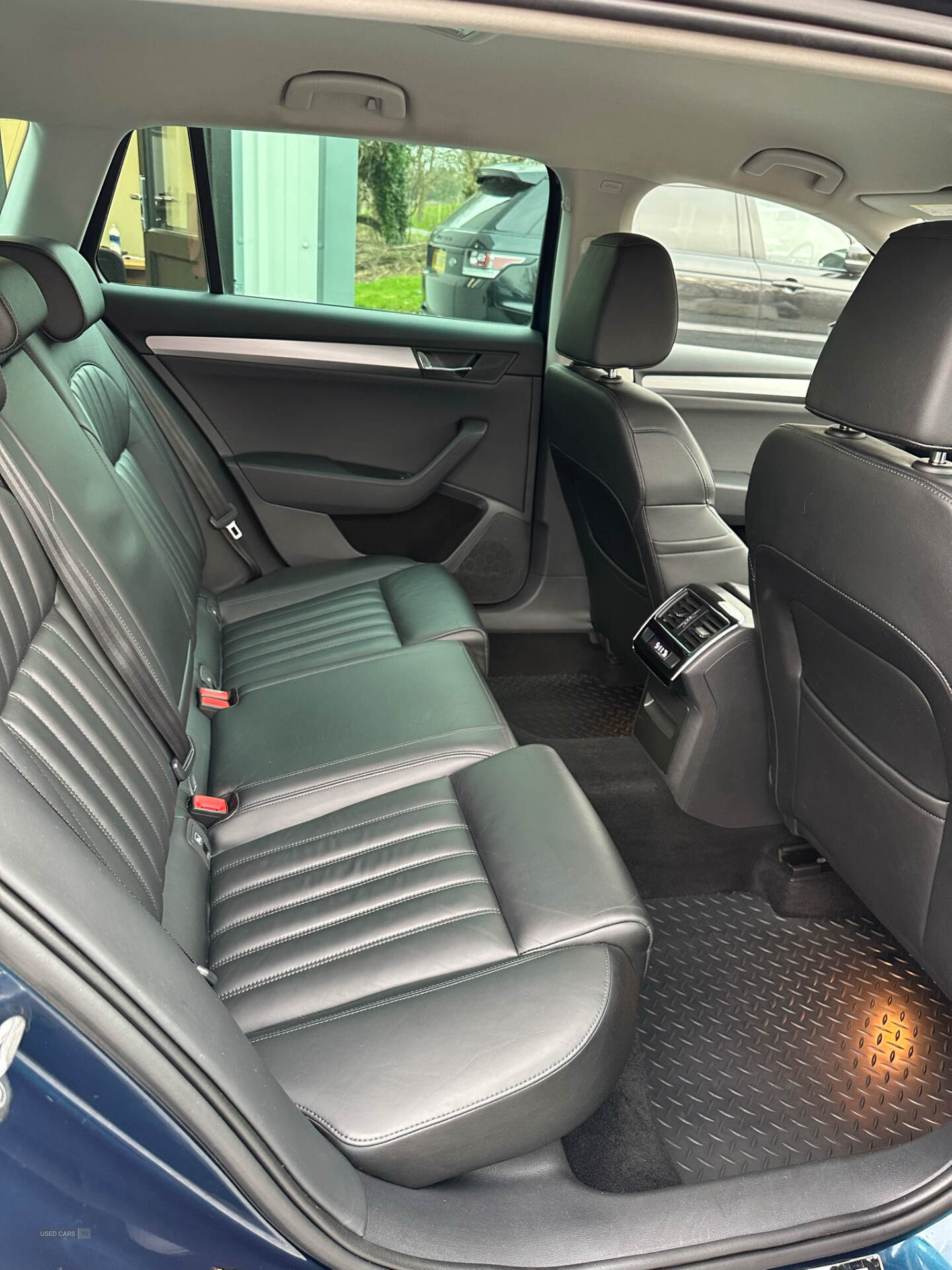 Jun 2019 Skoda Superb 2.0 TDI CR SE L Executive 5dr DSG [7 Speed]