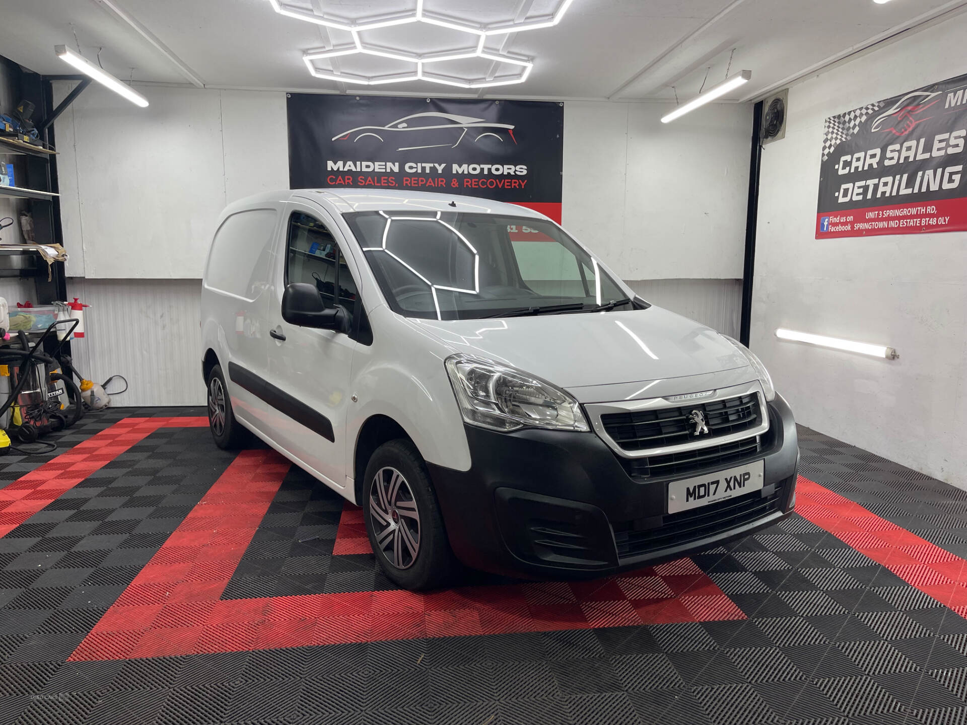 Jul 2017 Peugeot Partner 850 SE 1.6 BlueHDi 100 Van [non Start Stop]