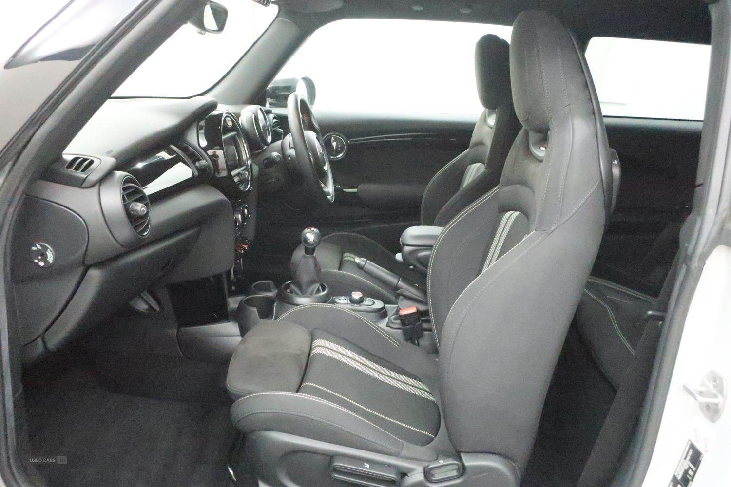 Sep 2020 MINI HATCHBACK 1.5 Cooper Sport II 3dr