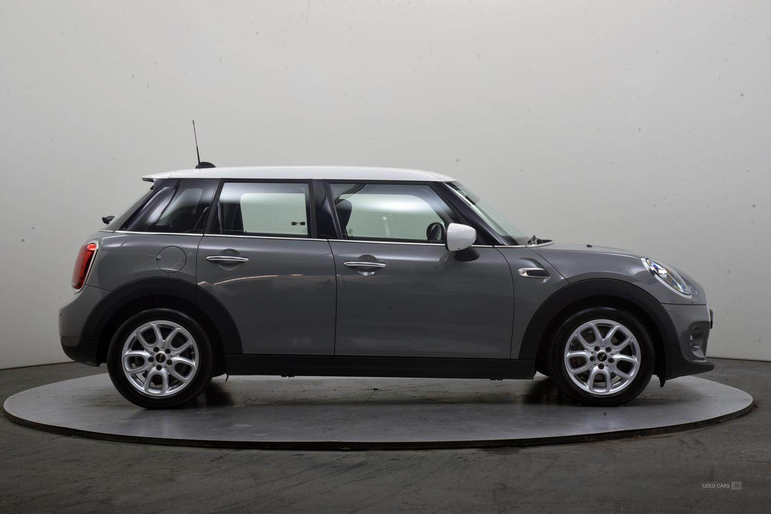 Nov 2020 MINI HATCHBACK 1.5 Cooper Classic II 5dr