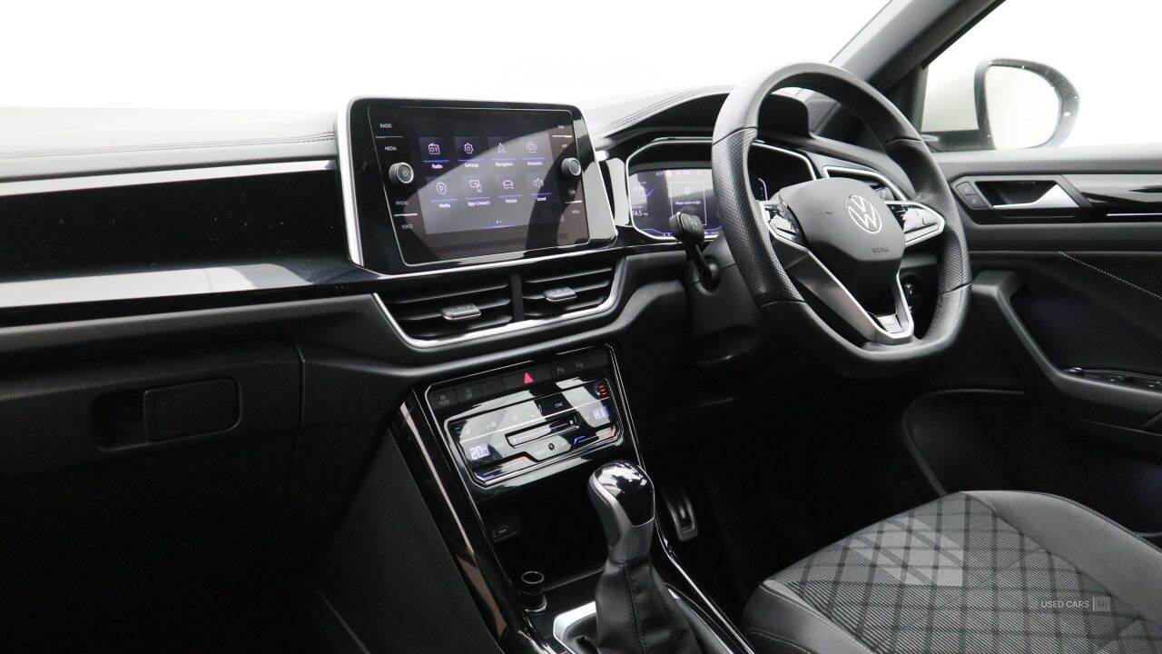 Jan 2023 Volkswagen T-Roc 1.5 TSI R-Line 5dr