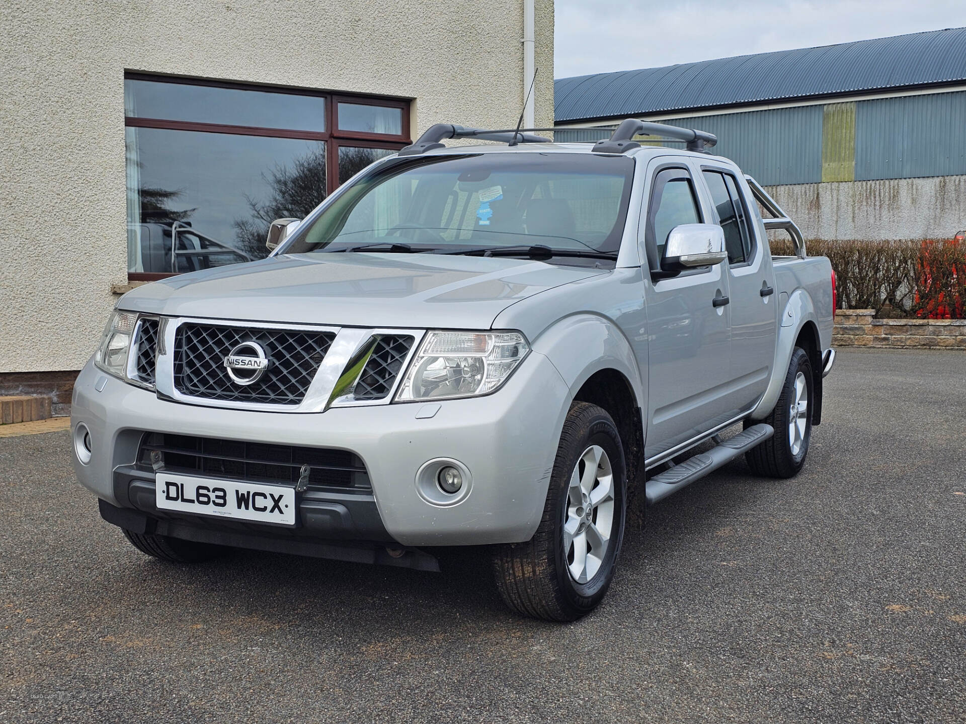 Feb 2014 Nissan Navara Double Cab Pick Up Tekna 2.5dCi 190 4WD