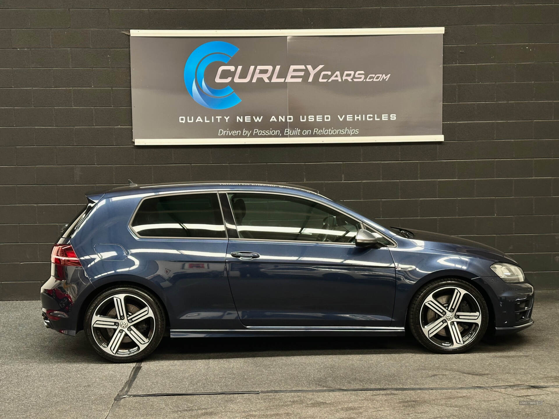 Mar 2016 Volkswagen Golf 2.0 TSI R 3dr DSG