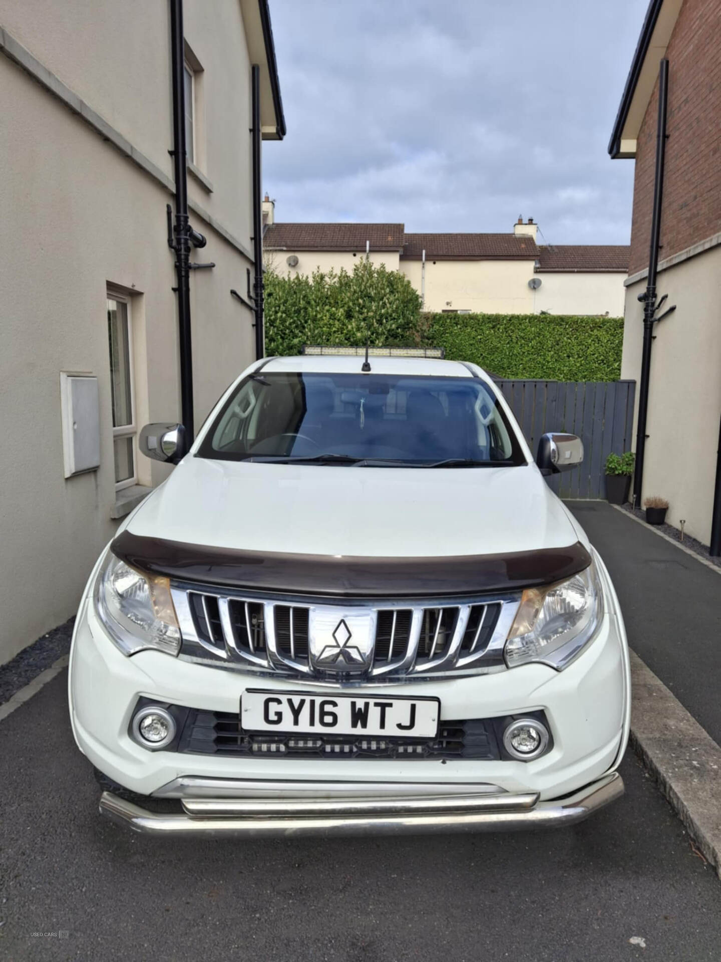 Jun 2016 Mitsubishi L200 Double Cab DI-D 178 Titan 4WD