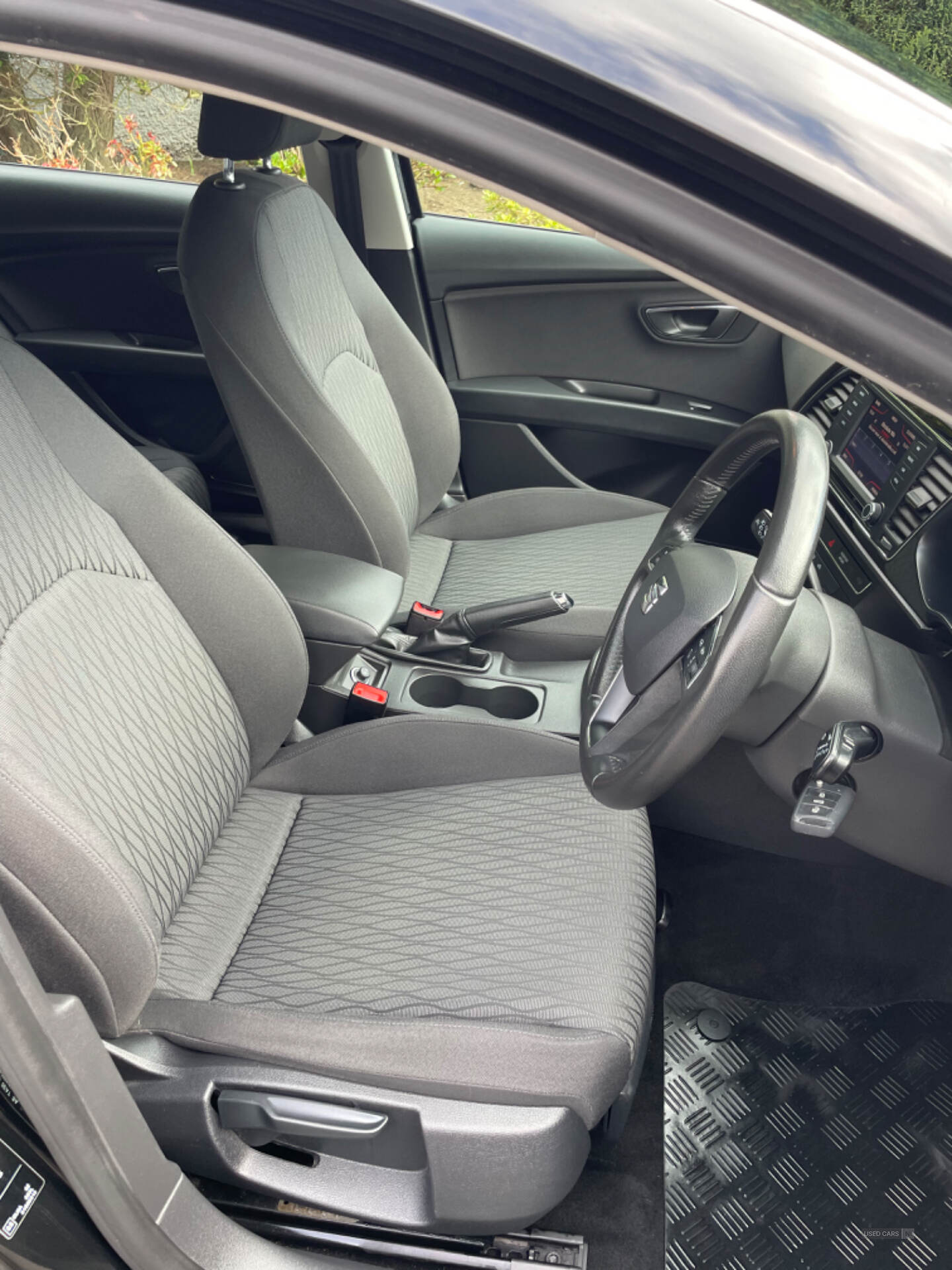 Jun 2015 Seat Leon 1.6 TDI 110 SE Technology Business 5dr