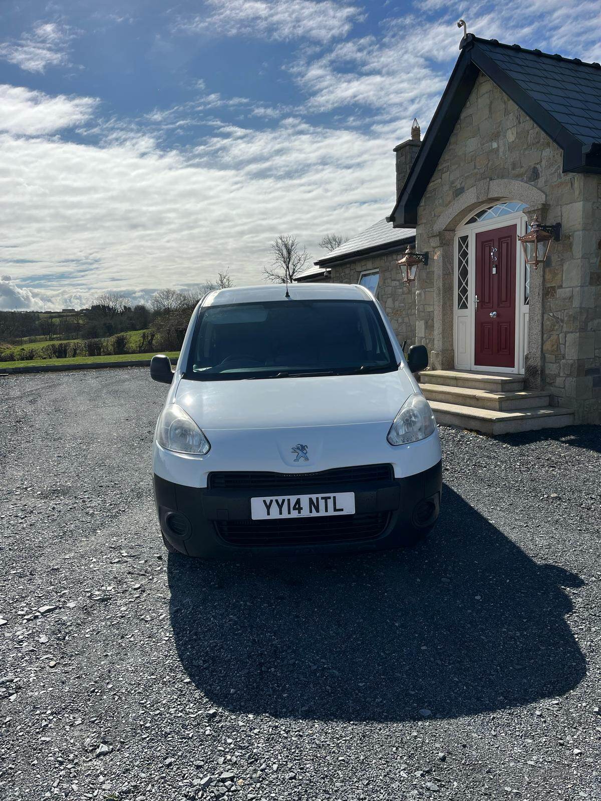 Peugeot Partner L1 DIESEL in Down