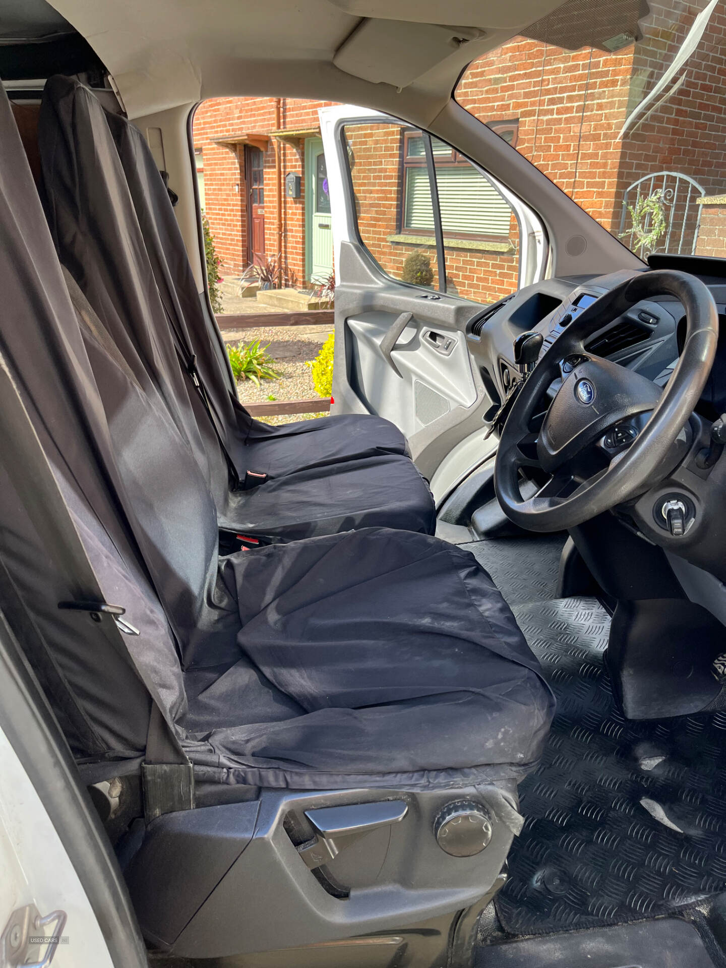 Jun 2016 Ford Transit Custom 2.2 TDCi 100ps Low Roof Van