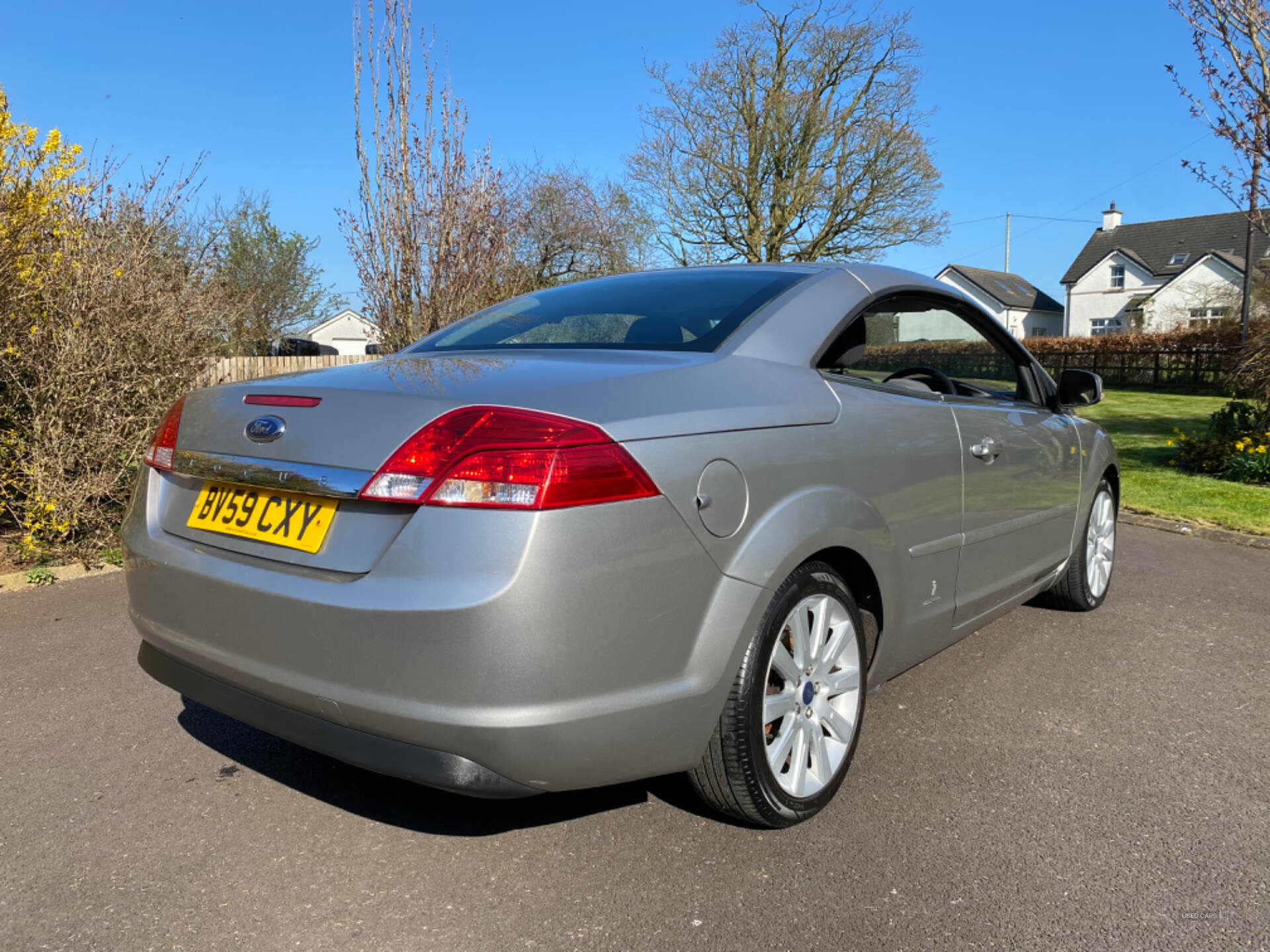Dec 2009 Ford Focus 2.0 CC-2 2dr