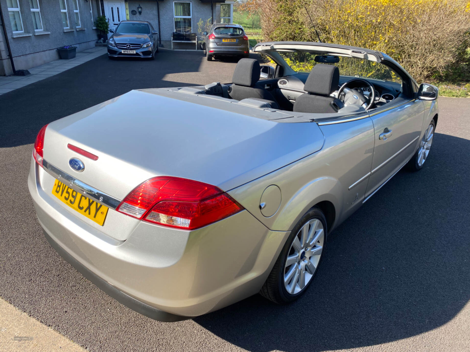 Dec 2009 Ford Focus 2.0 CC-2 2dr