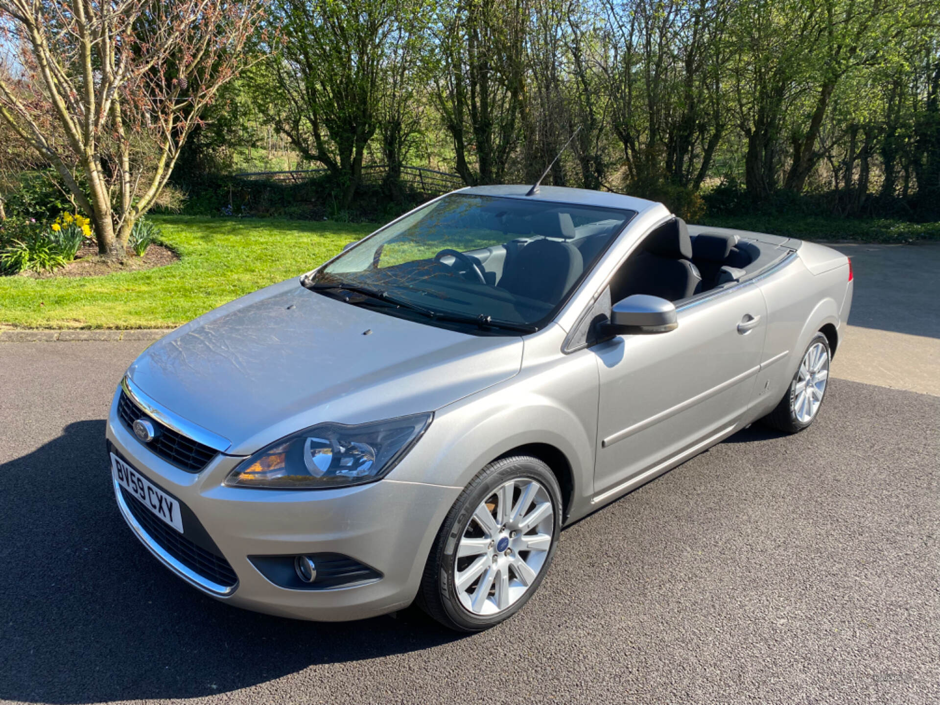 Dec 2009 Ford Focus 2.0 CC-2 2dr