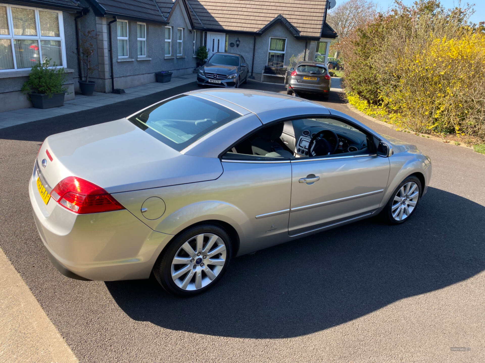 Dec 2009 Ford Focus 2.0 CC-2 2dr