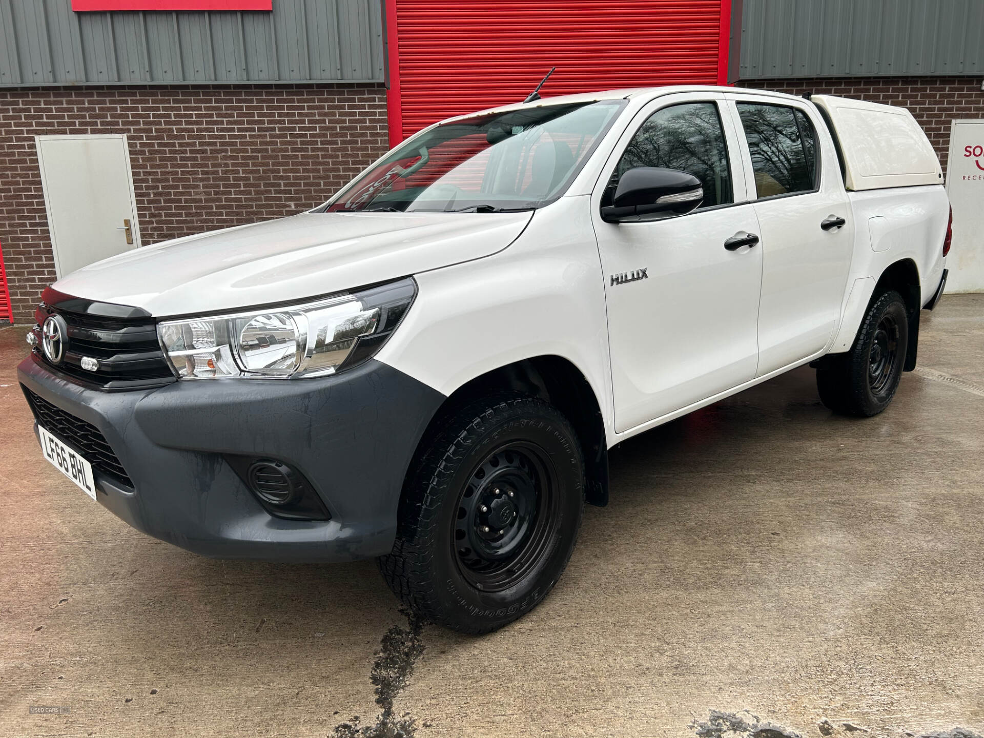 Sep 2016 Toyota Hilux Active D/Cab Pick Up 2.4 D-4D