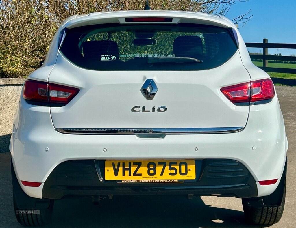 Mar 2018 Renault Clio 1.2 16V Dynamique Nav 5dr