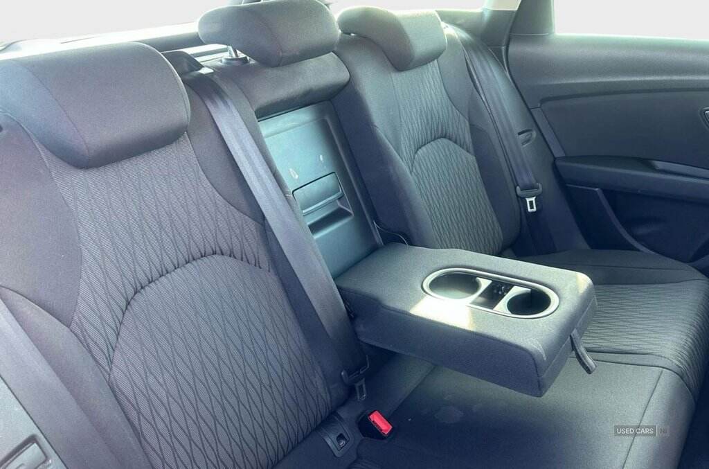 2016 Seat Leon 1.6 TDI Ecomotive CR SE Sport Tourer 5dr Diesel Manual Euro 5 (s/s) (110 ps)