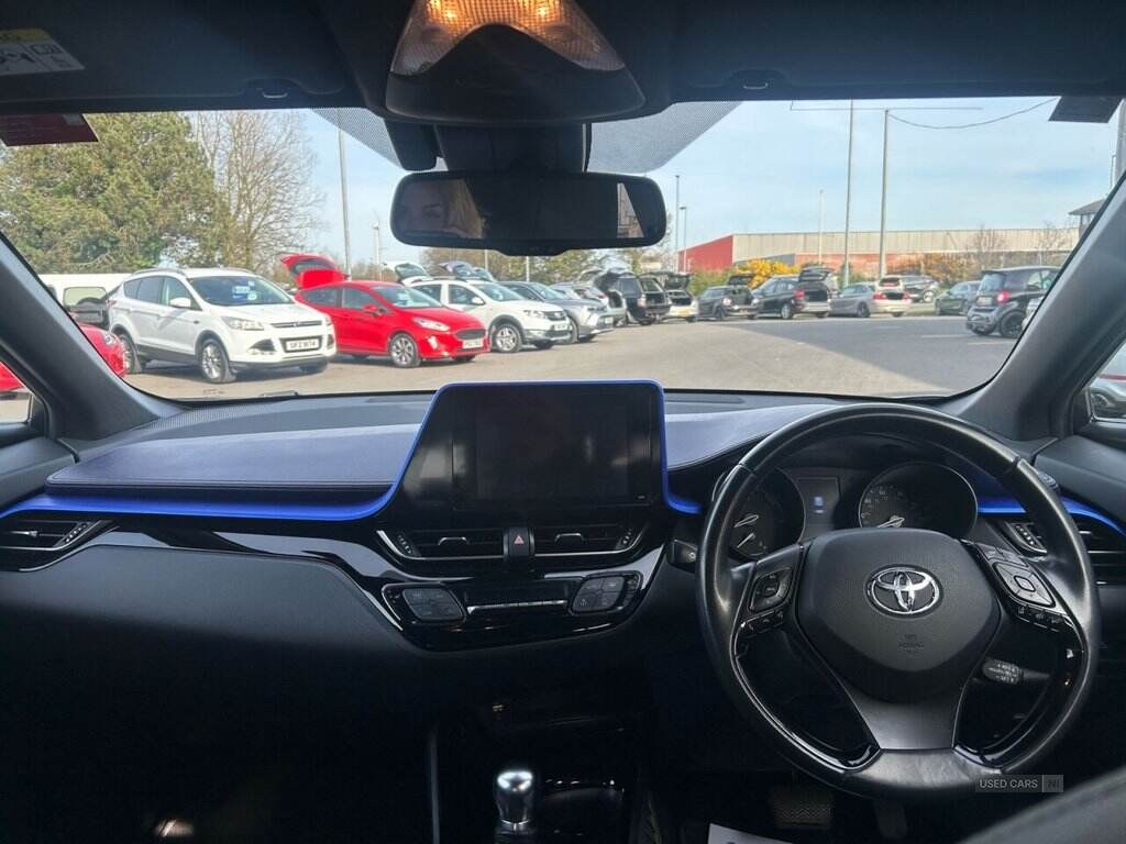 Apr 2018 Toyota C-HR 1.8 Hybrid Dynamic 5dr CVT